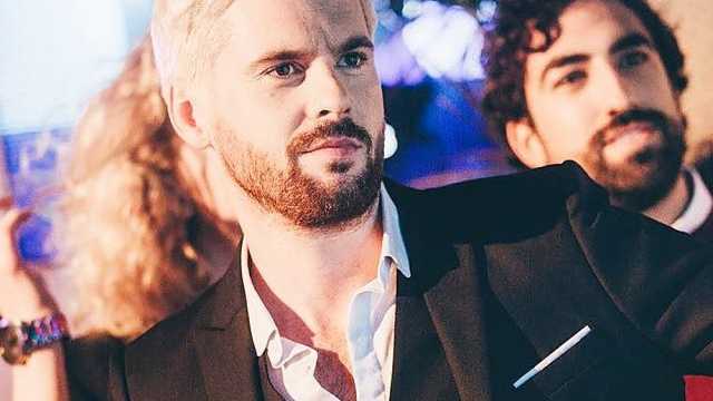 Tom Riley