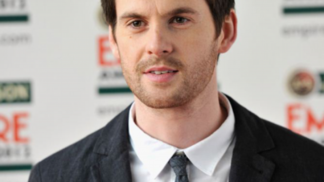 Tom Riley